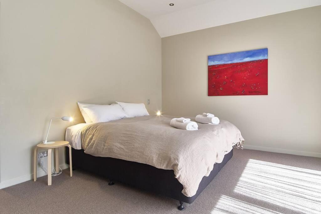 Roy'S Bay Luxury Accommodation Wanaka Bagian luar foto